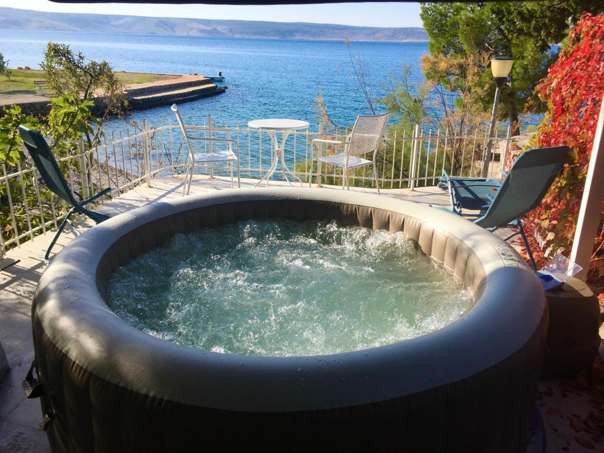 Beach House Starigrad Paklenica Bagian luar foto